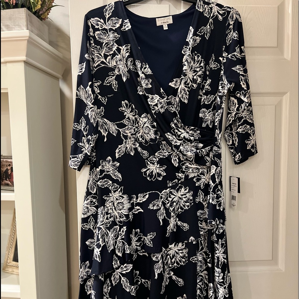 Robbie Bee floral dress size 1X NWT